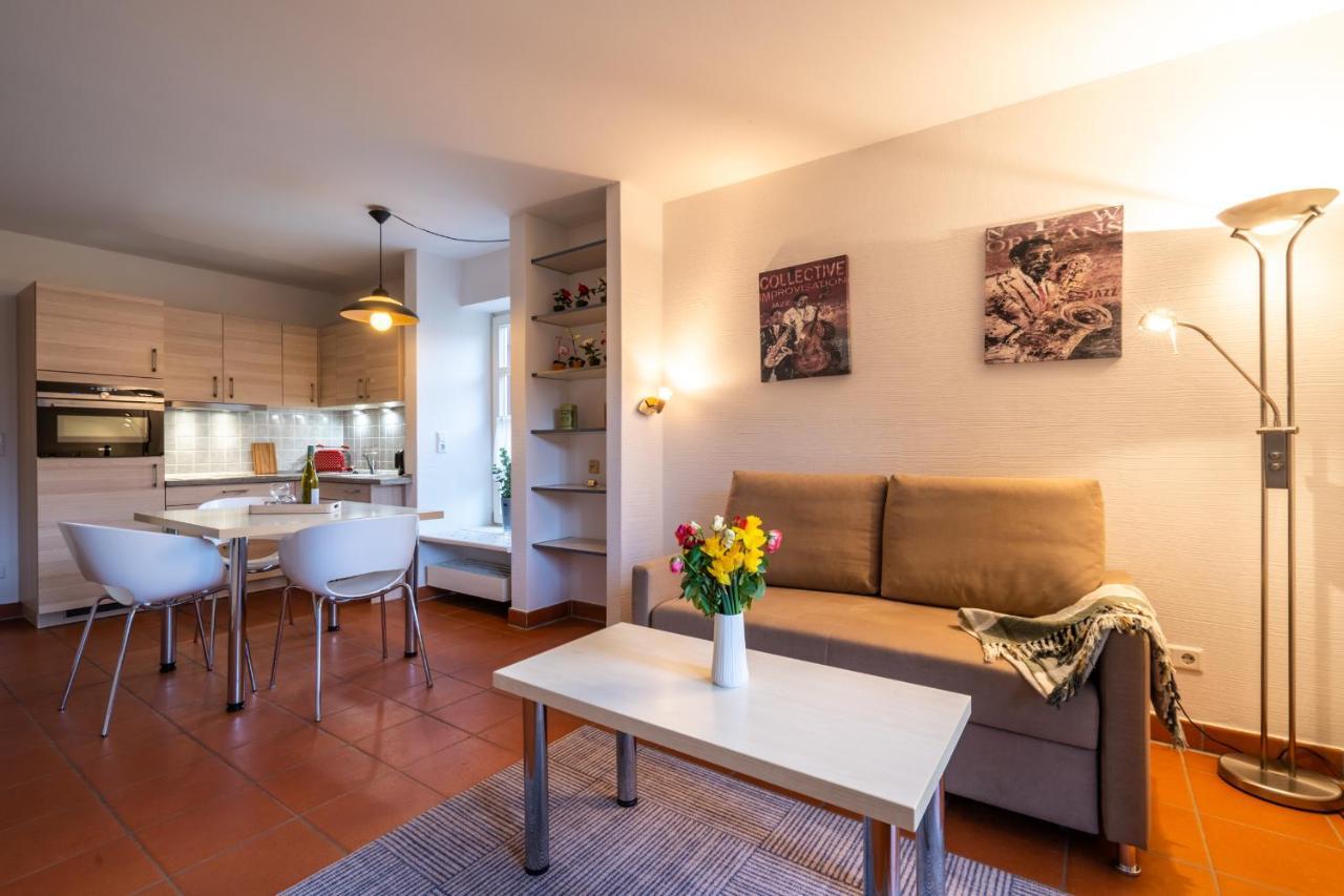 Feriendorf Rugana - Klassik 1-Raum Appartement Mit Terrasse B24 Dranske Kültér fotó
